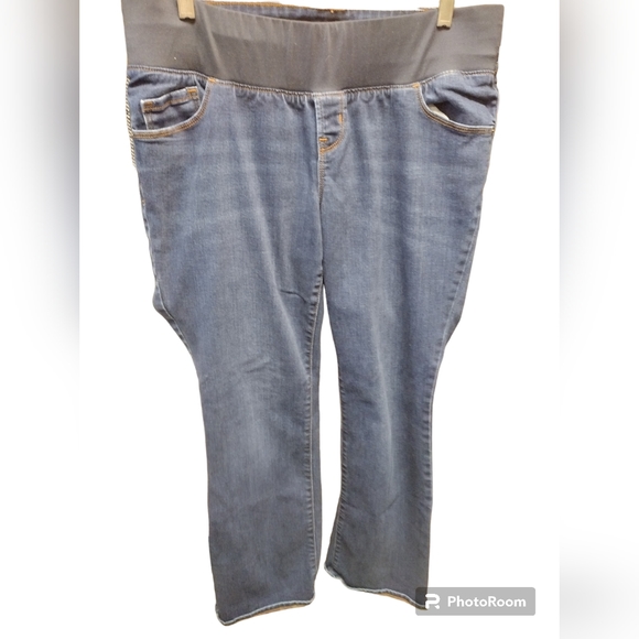 Old Navy Pants - Maternity Jeans